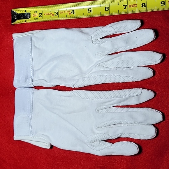 Golf gloves Lg white cotton New without tags palm and finger nubs open bag - Picture 2 of 5